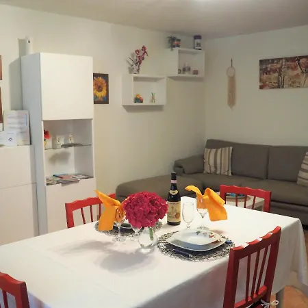 Maison Vittorio Apartment *